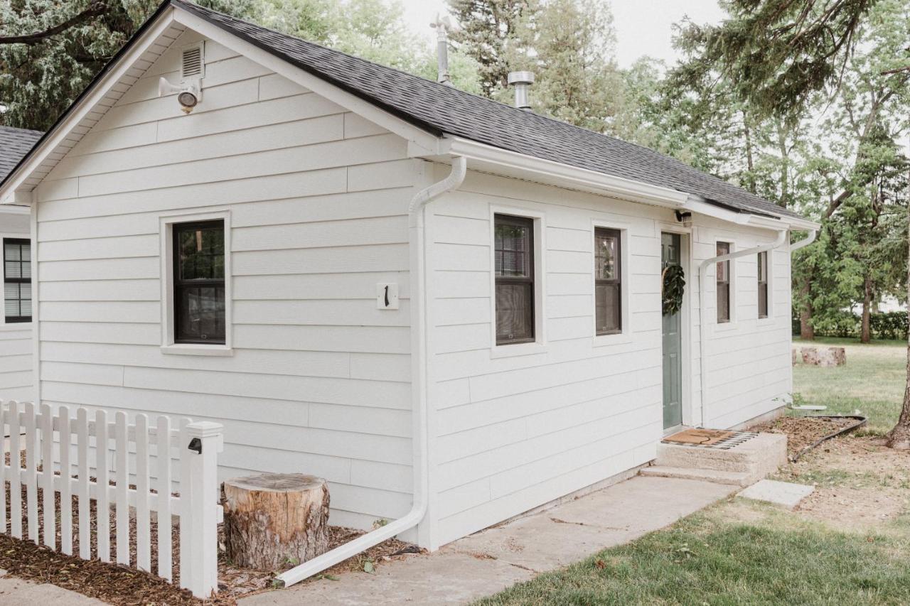 Spearfish Cottages Екстер'єр фото